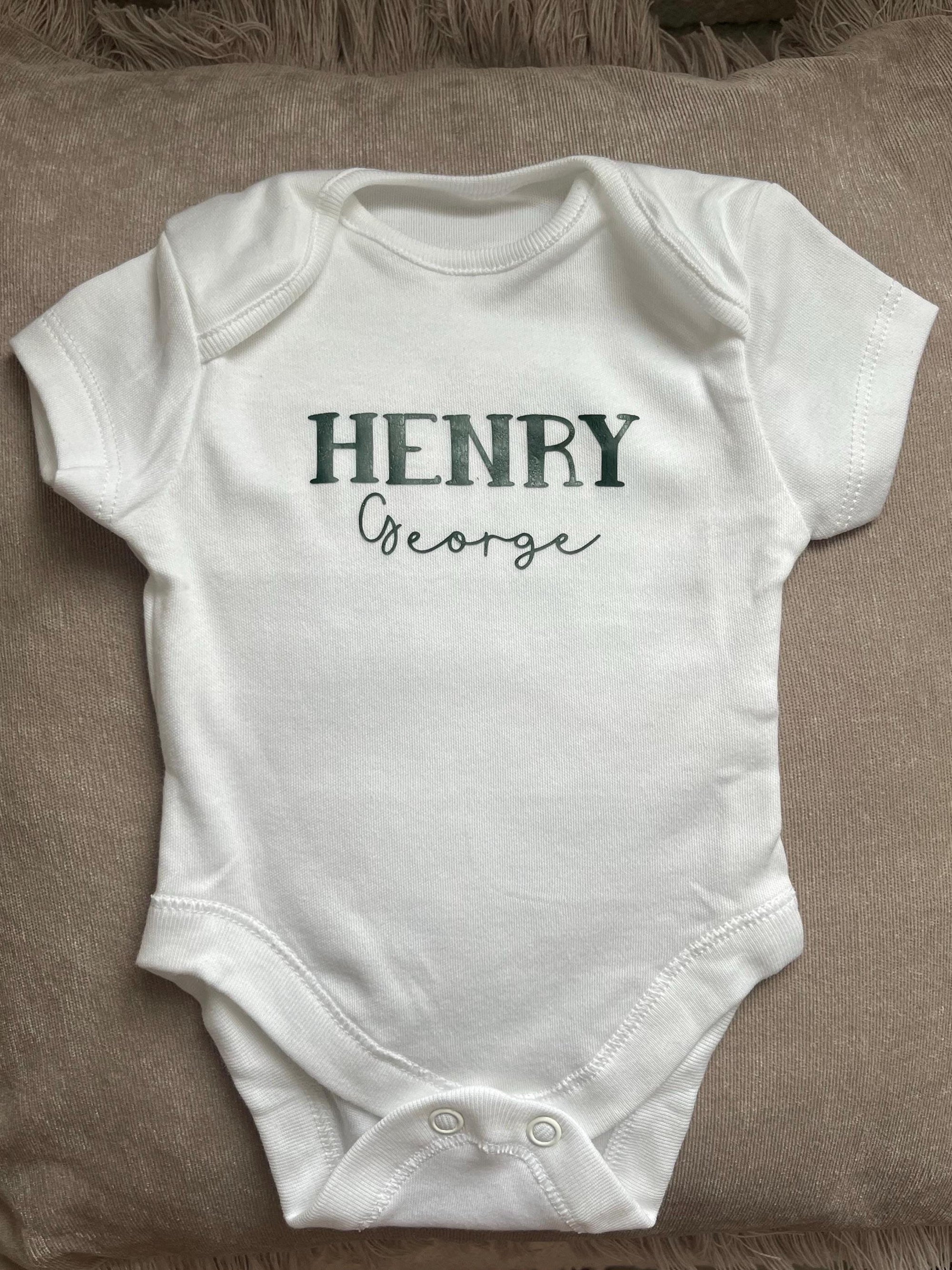 Personalised Baby Name Vest – Custom Baby Bodysuit with First & Middle Name | New Baby Gift | Baby Shower Present | Gender Neutral Option