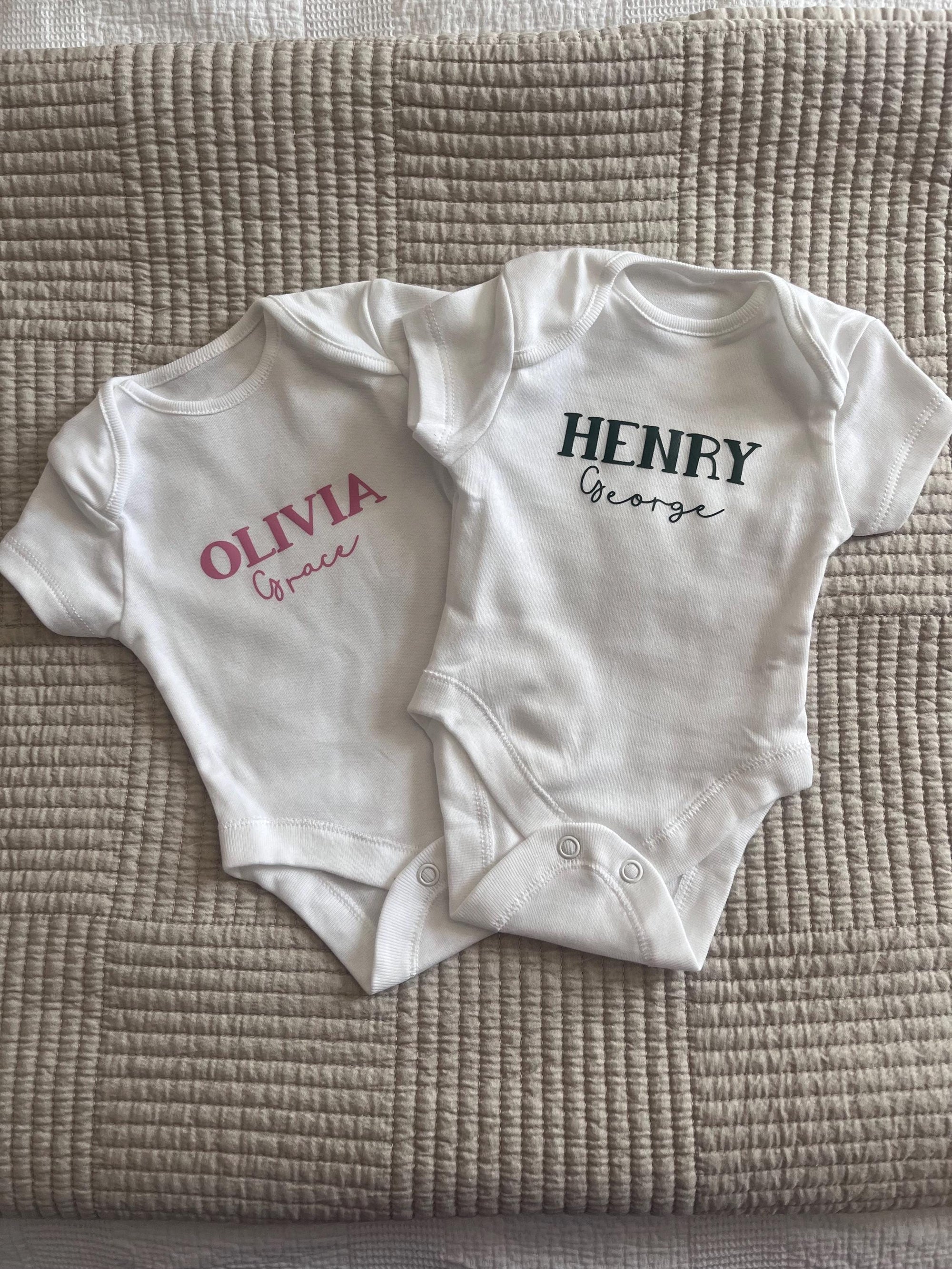Personalised Baby Name Vest – Custom Baby Bodysuit with First & Middle Name | New Baby Gift | Baby Shower Present | Gender Neutral Option