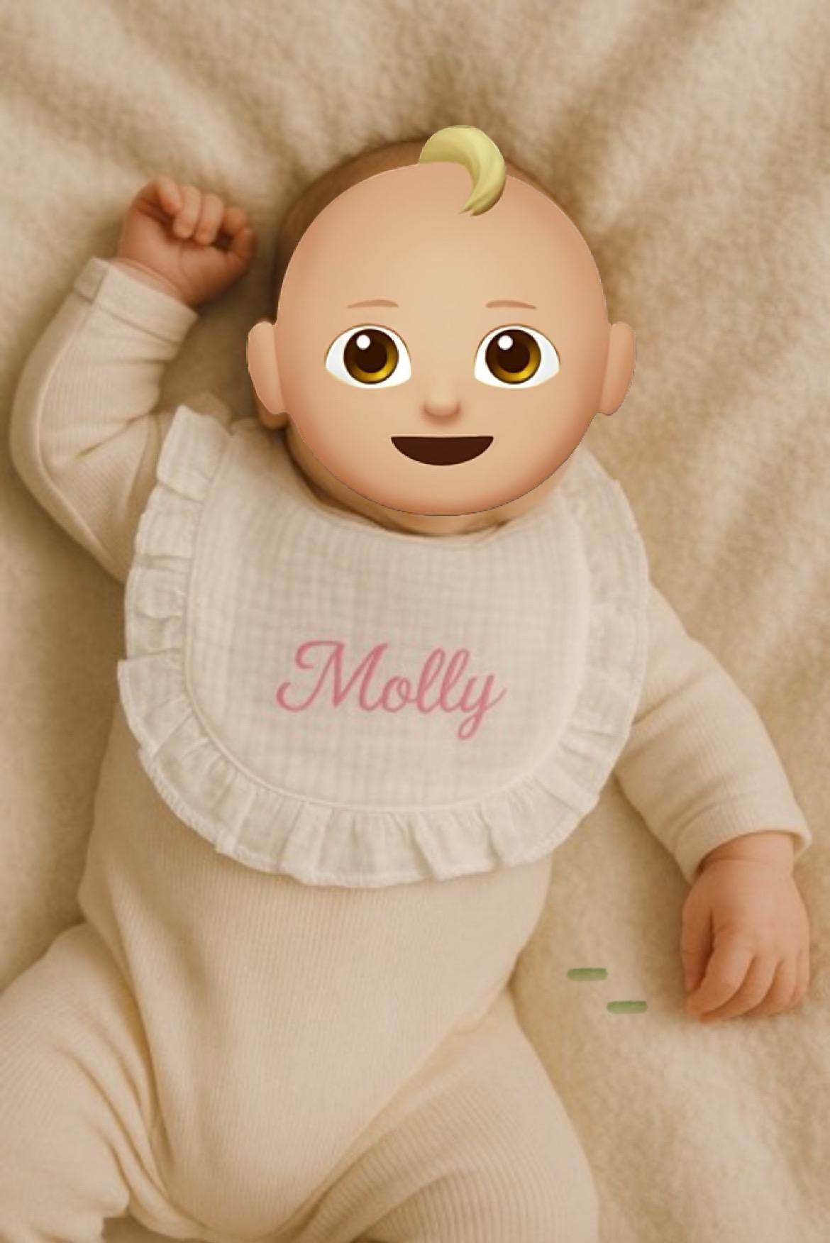Personalised Baby Bib with Ruffle Trim – Soft Muslin Bib with Custom Name in Pink | Baby Girl Gift | Newborn Shower Present