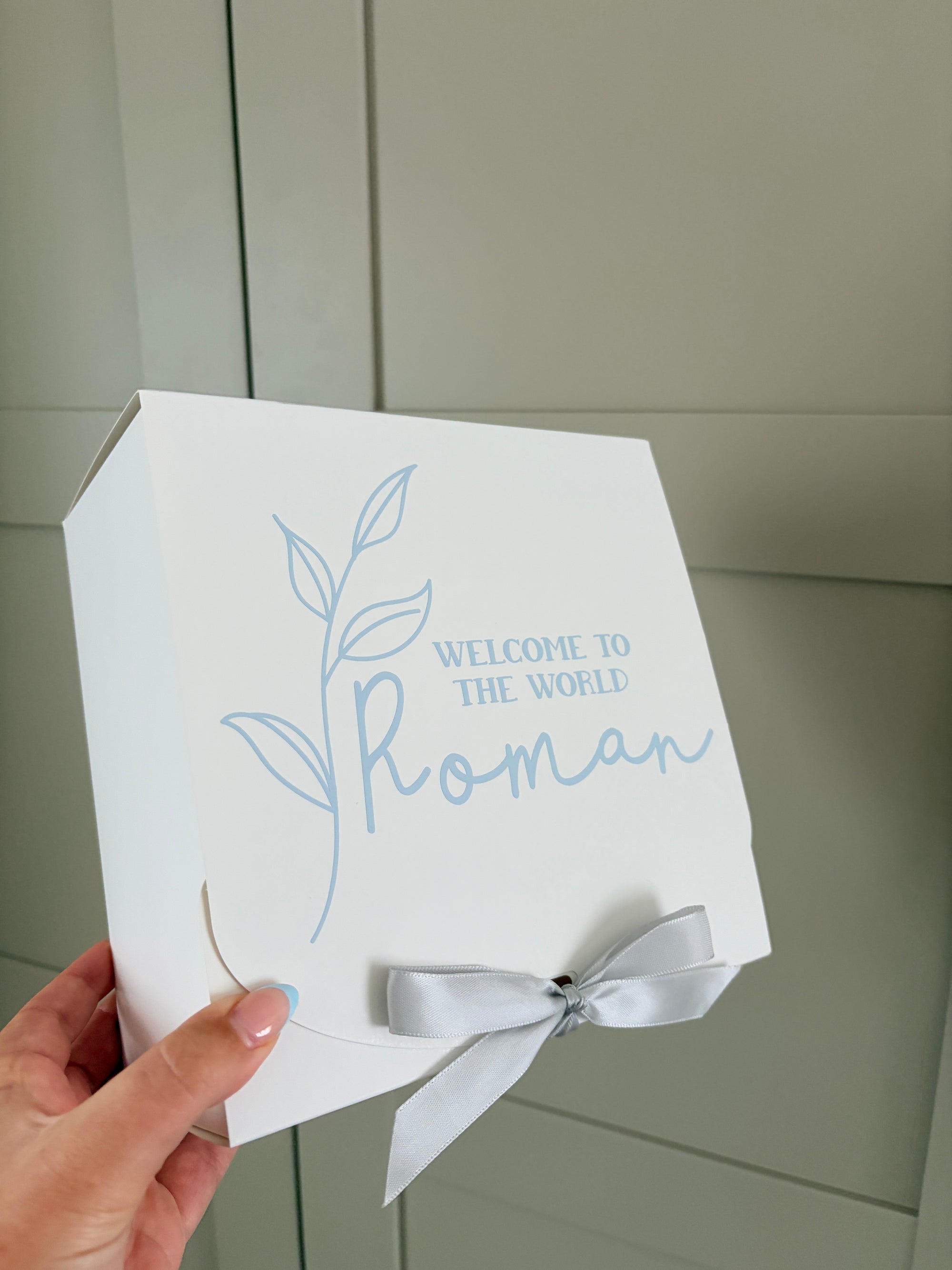 Personalised Gift Box welcome to the world Baby Keepsake box Custom Gift Bag Box with Ribbon Bow with name