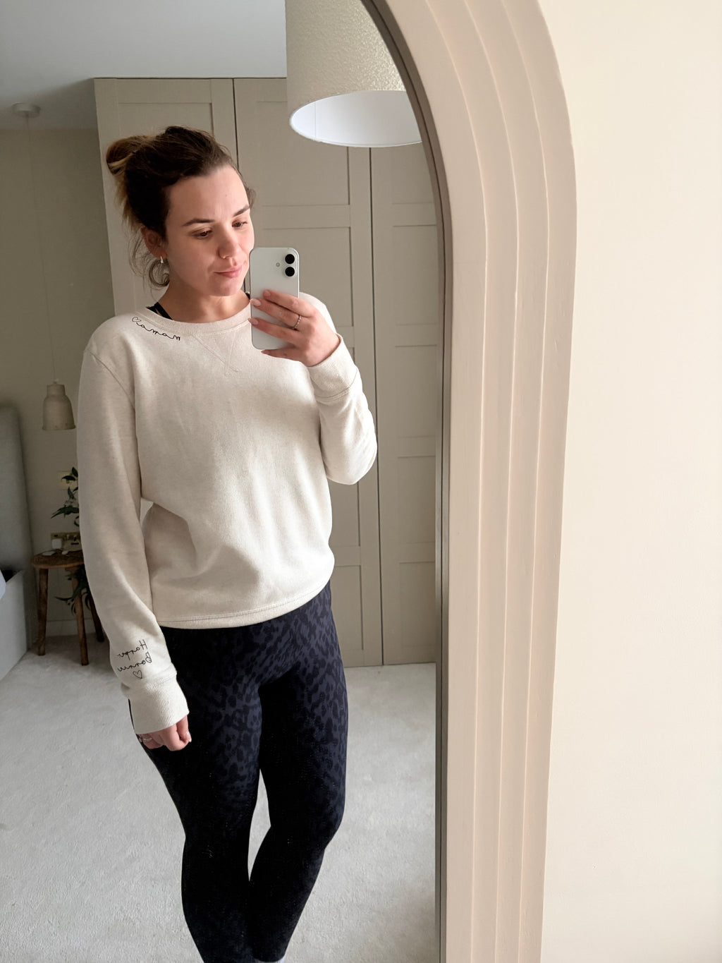 Personalised Mama Jumper – Soft Neutral Keepsake Sweatshirt