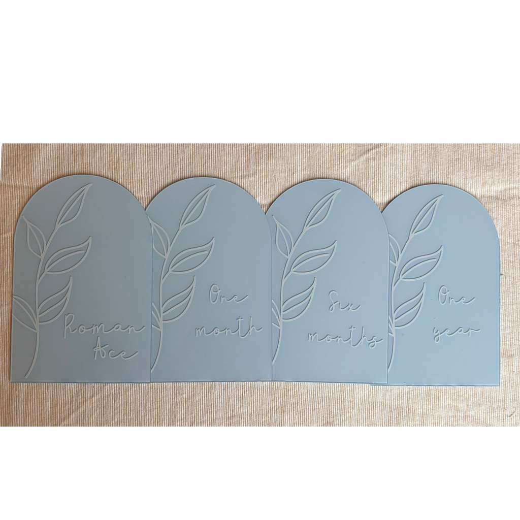 Acrylic Baby Milestone Arches Set – Personalised Monthly Age Cards (13 Pieces)